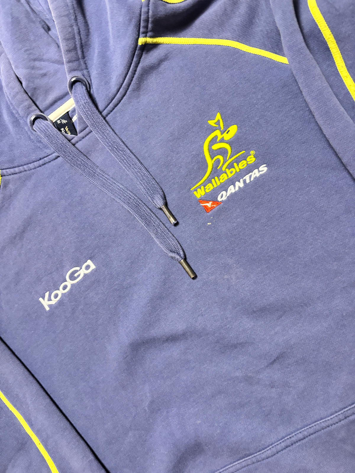 Australia Wallabies 2011 Hoodie - Medium